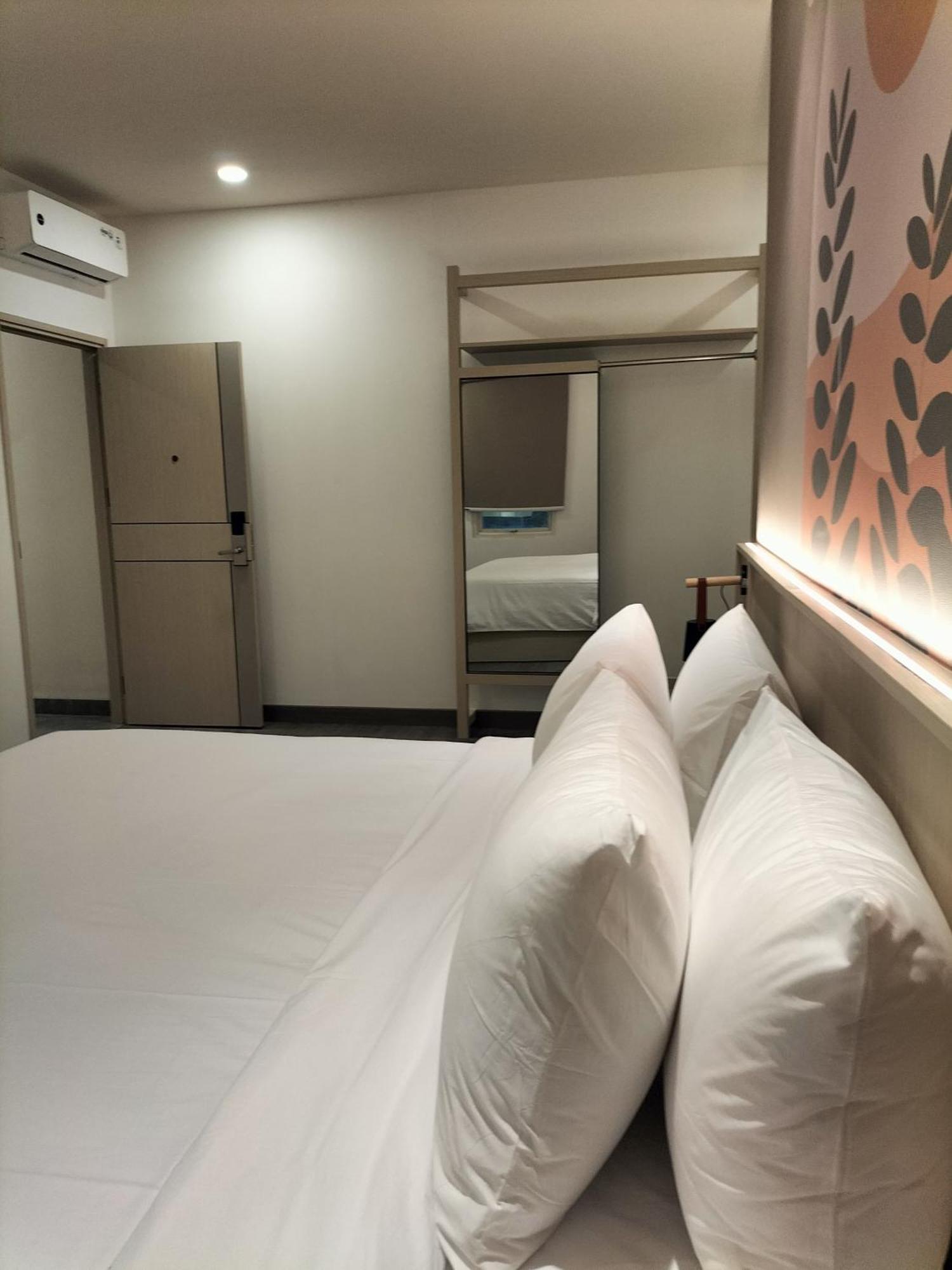 True Blue Hotel Menteng Jakarta Exterior foto