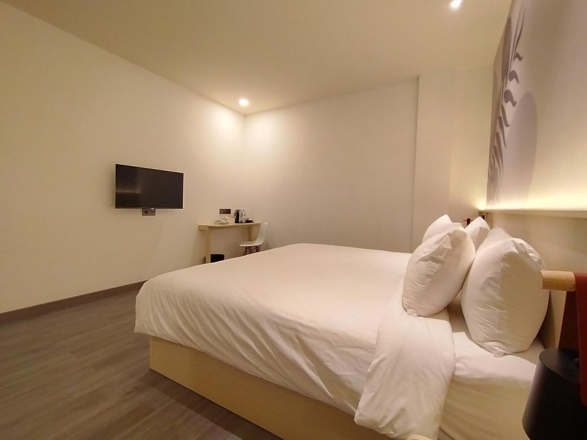 True Blue Hotel Menteng Jakarta Exterior foto
